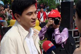 奥运冠军、跳水王子熊倪风采依然