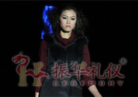 我们的模特